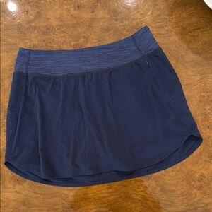 Outdoor Voices Navy and Black Skirt